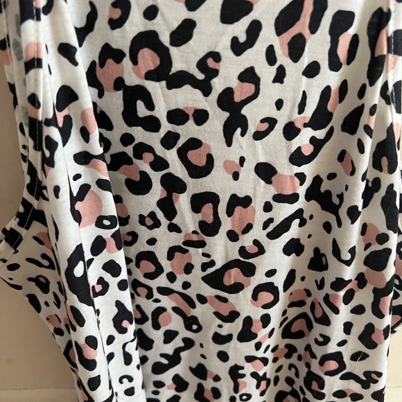 Pink and white leopard print peek a boo tank top sz L - Picture 4 of 4